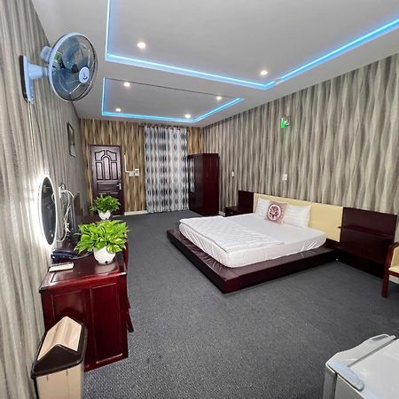 Phi Long 2 Hotel Thu Dau Mot Exteriör bild