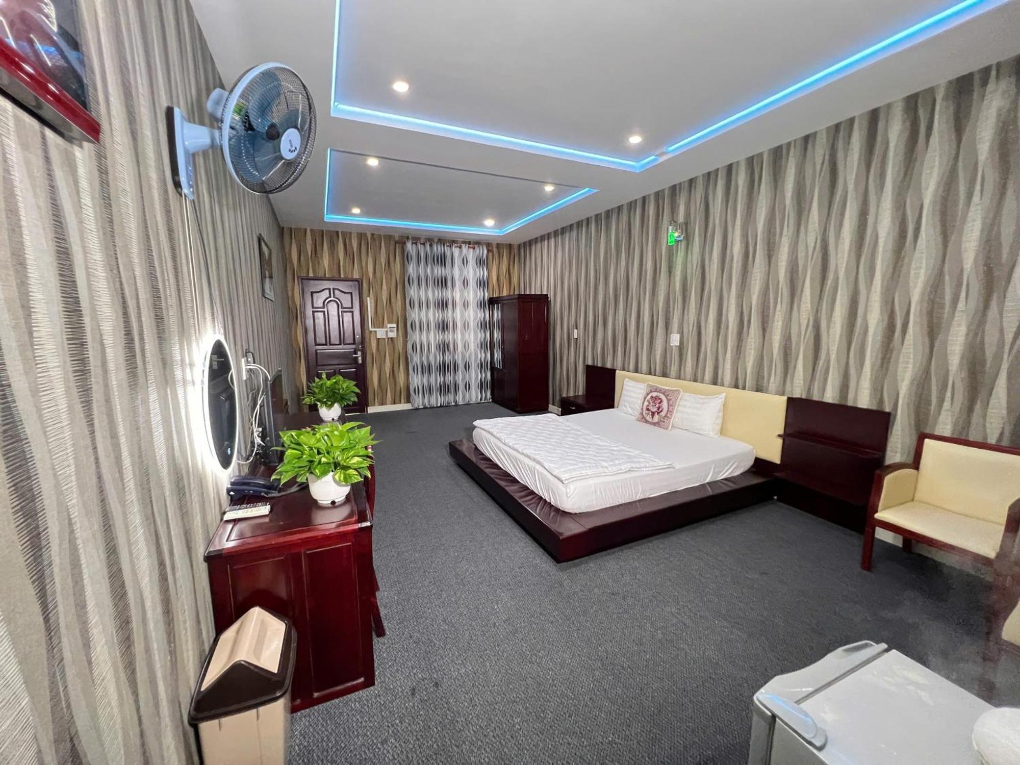 Phi Long 2 Hotel Thu Dau Mot Exteriör bild